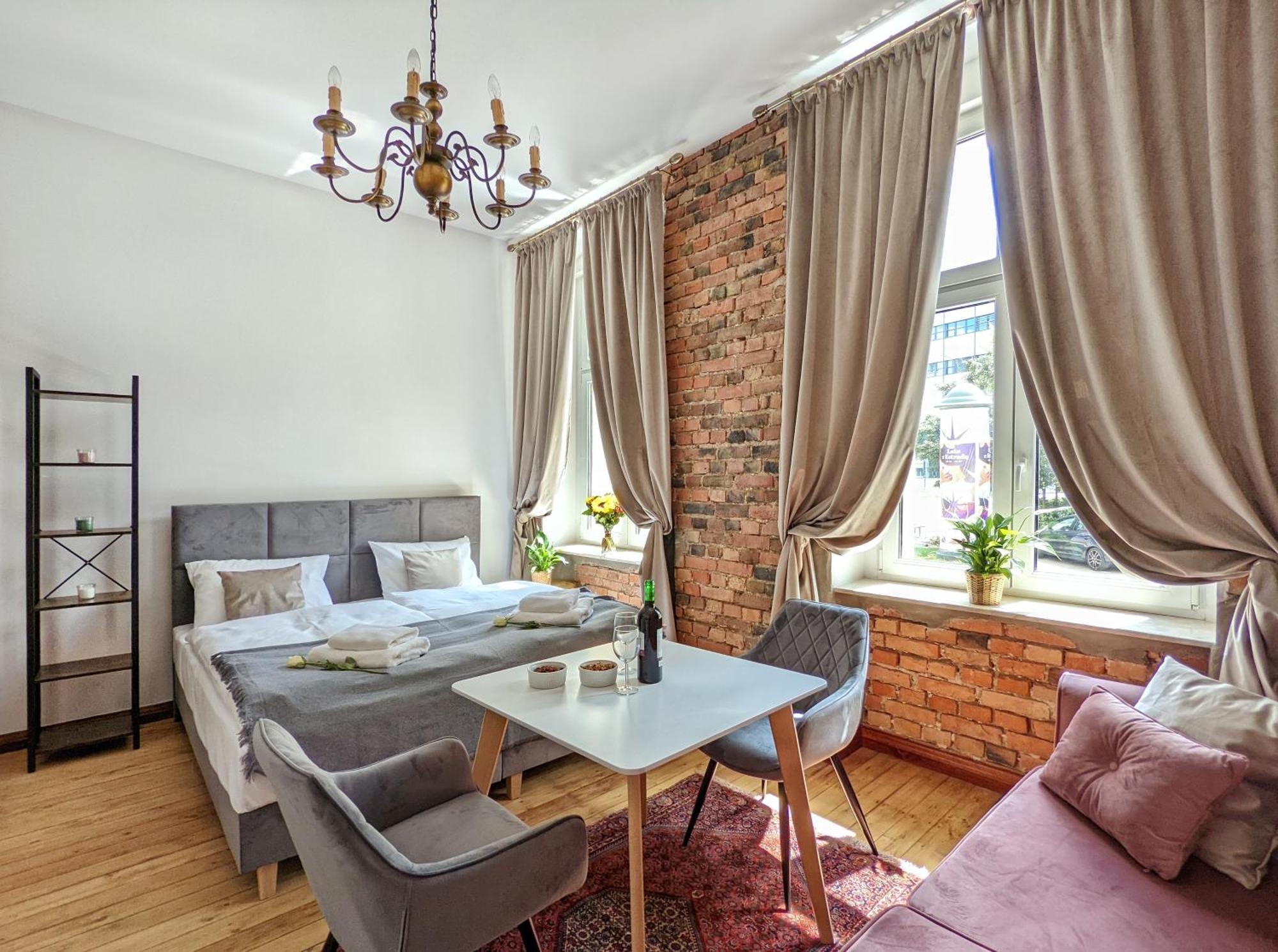 Aparthotel Strzelecka 34